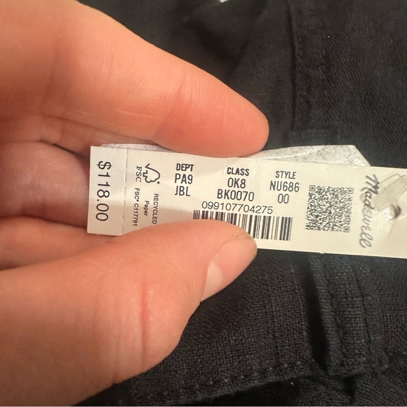 Madewell jet black Patch Pocket Flare Pant in 100% Linen - Picture 5 of 5